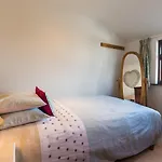 Holiday home Family House Located Within A Short Stroll Of